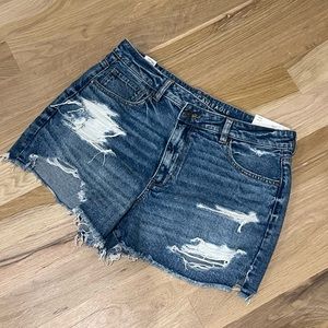 Woman’s size 14 AE shorts new with tags